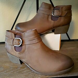 Woman's Boots Clarks Charlten Rae‎